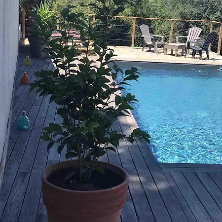 Moderne Avec Piscine Apartmán Solaro