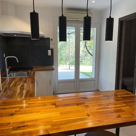Apartmán Moderne Avec Piscine Solaro