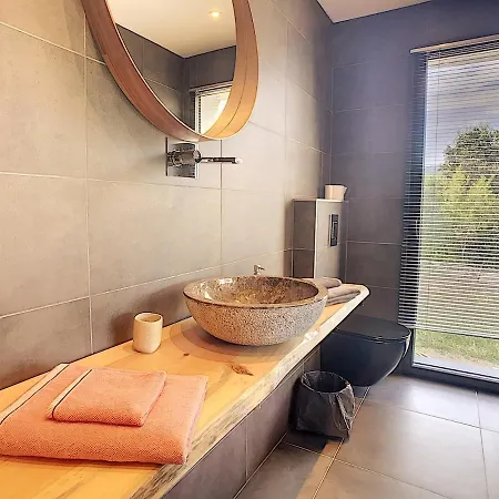 Moderne Avec Piscine Apartment Solaro