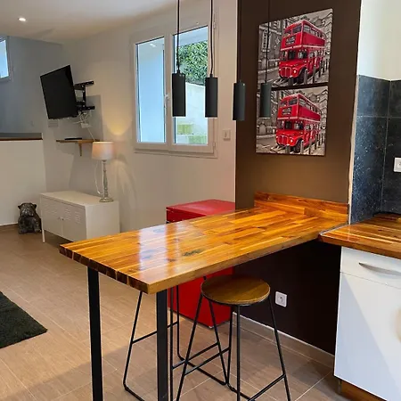 Moderne Avec Piscine Apartment Solaro